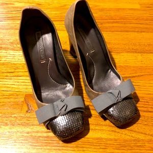 Vintage BCBG gray leather bow and sequins heels
